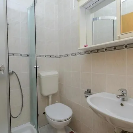 Apartment Oreb Dream - Two Bedroom With Terrace And Sea View 4 Donje Celo